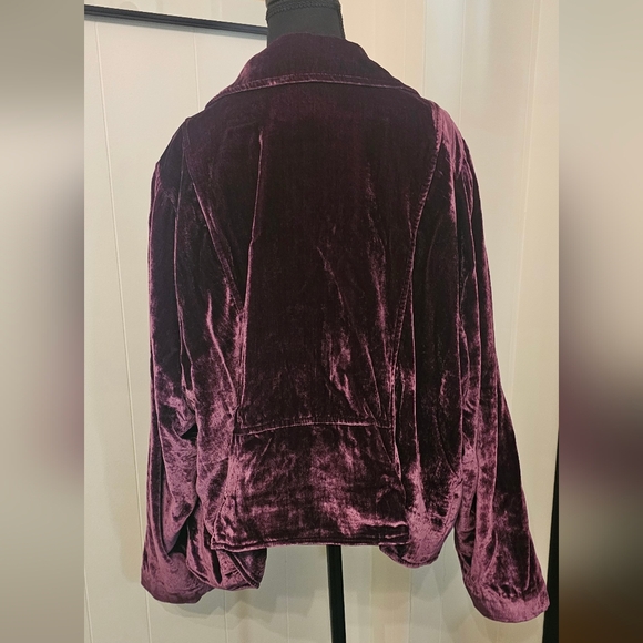 Torrid Velvet Moto Jacket in Deep Purple Size 4 - Picture 2 of 4